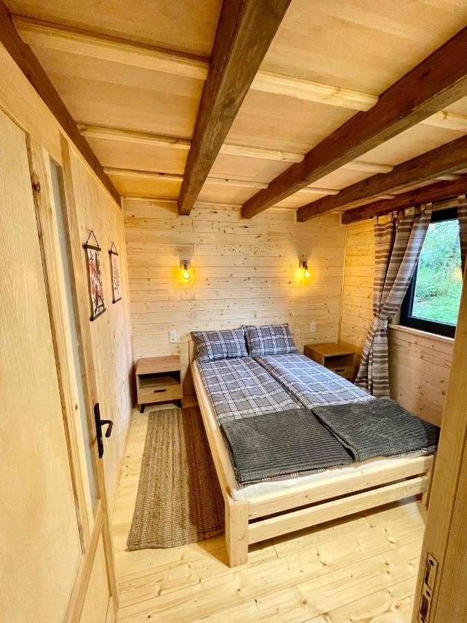 鲁恰内尼达Wypoczynek Pod Lipami住宿加早餐旅馆 外观 照片